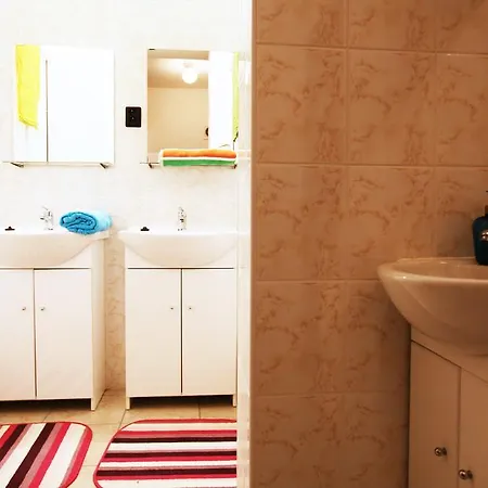 By Freddie Hostel Bratislava